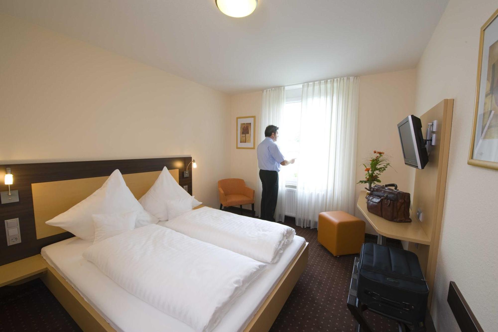 Hotel Berkheimer Hof Esslingen am Neckar Bilik gambar